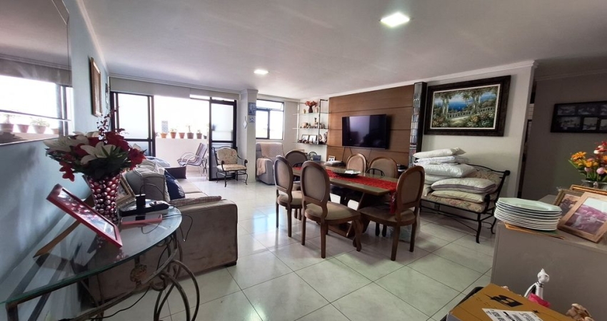 REF: AP011 - Apartamento à Venda, João Pessoa, Cabo Branco, 3 quartos