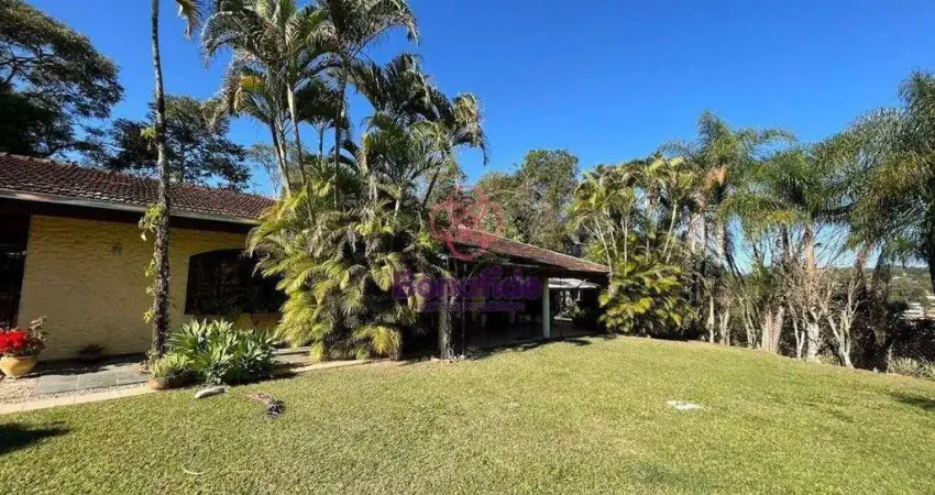 Chácara com 3 dormitórios à venda, 2395 m² por R$ 600.000,00 - Estância Figueira Branca - Jarinu/SP