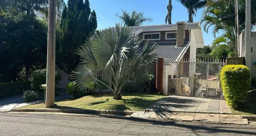 Casa com 5 dormitórios à venda, 300 m² por R$ 2.300.000,00 - Condomínio Estância Marambaia - Vinhedo/SP