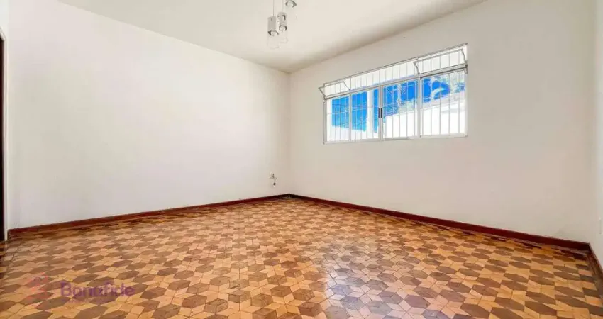 Casa com 2 dormitórios para alugar, 168 m² por R$ 2.600,00/mês - Bela Vista - Jundiaí/SP