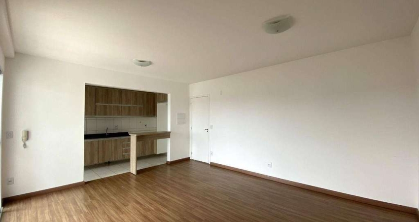 Apartamento com 2 dormitórios para alugar, 62 m² por R$ 2.926,55/mês - CECAP - Jundiaí/SP