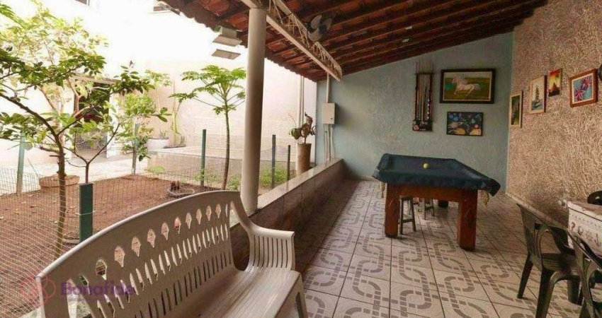 Casa com 3 dormitórios à venda, 250 m² por R$ 850.000,00 - Cidade Nova - Jundiaí/SP