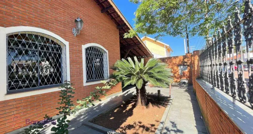 Casa com 3 dormitórios à venda, 274 m² por R$ 1.595.000,00 - Jardim das Samambaias - Jundiaí/SP