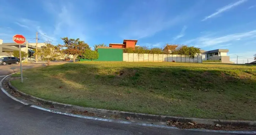 Terreno para venda localizado no condomínio sete lagos, na cidade de itatiba/sp.