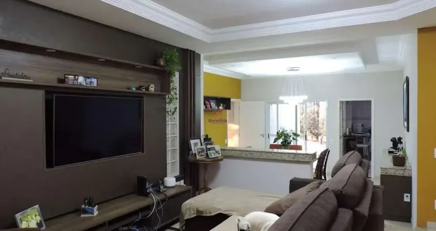 Casa com 4 quartos à venda na Avenida Humberto Cereser, Jundiaí Mirim, Jundiaí