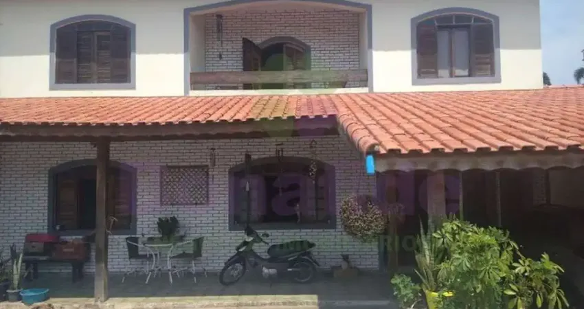 Casa com 5 dormitórios à venda, 260 m² por r$ 1.100.000,00 - caraguava - peruíbe/sp