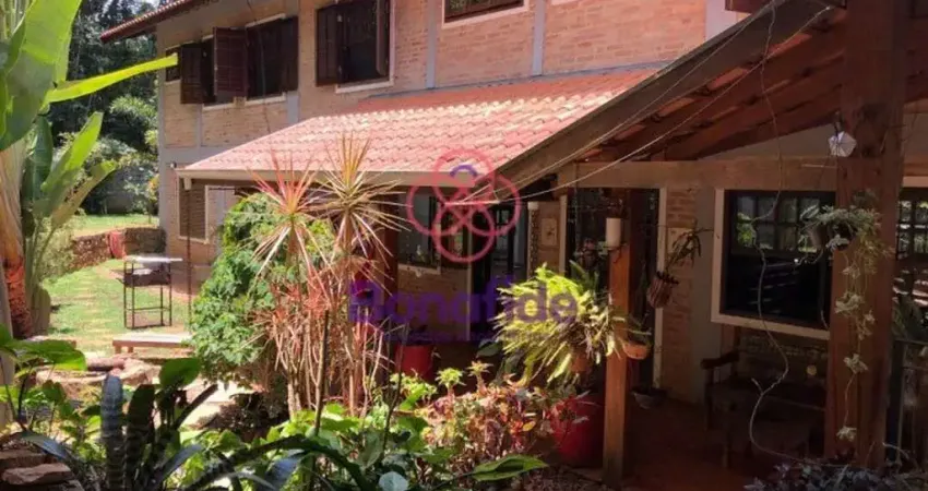 Casa com 6 quartos à venda na Avenida Humberto Cereser, Caxambu, Jundiaí