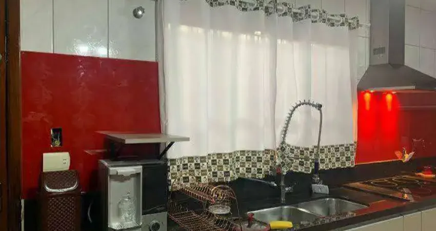 Lindo Sobrado - Jardins das Flores - 4 dormitórios 2 Suítes - 8 vagas