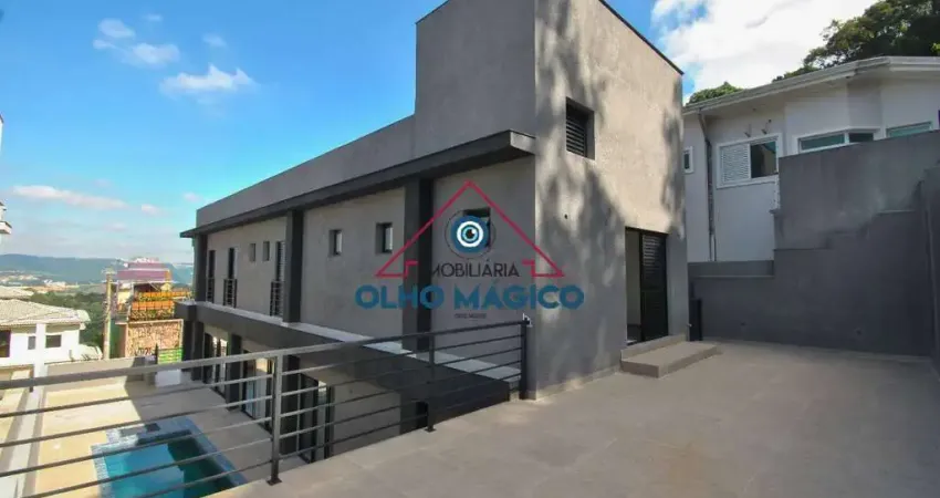 Sobrado Novo - Valville 1 - 4 suítes - 4 vagas - Piscina