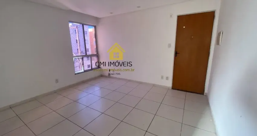 Excelente 2/4 45 m² com armários planejados 2º andar escada aliomar baleeiro salvador ba