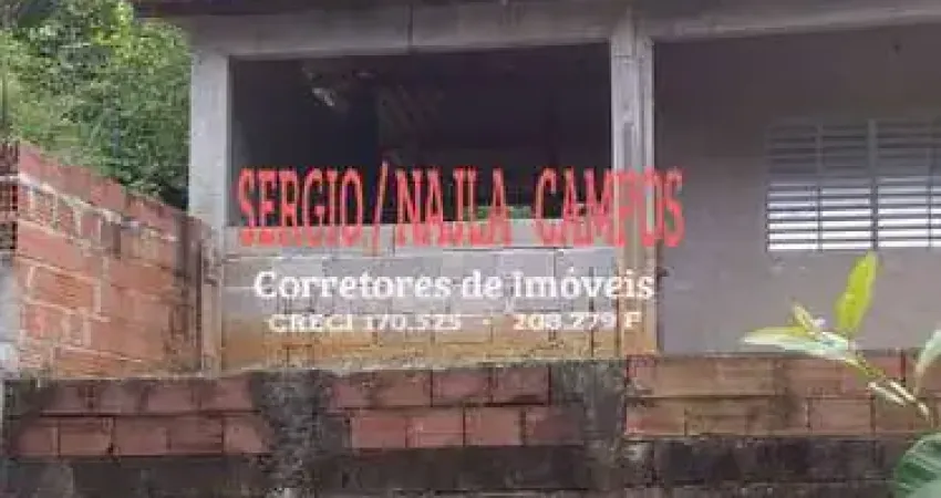 Casa à venda no Pegorelli, Caraguatatuba