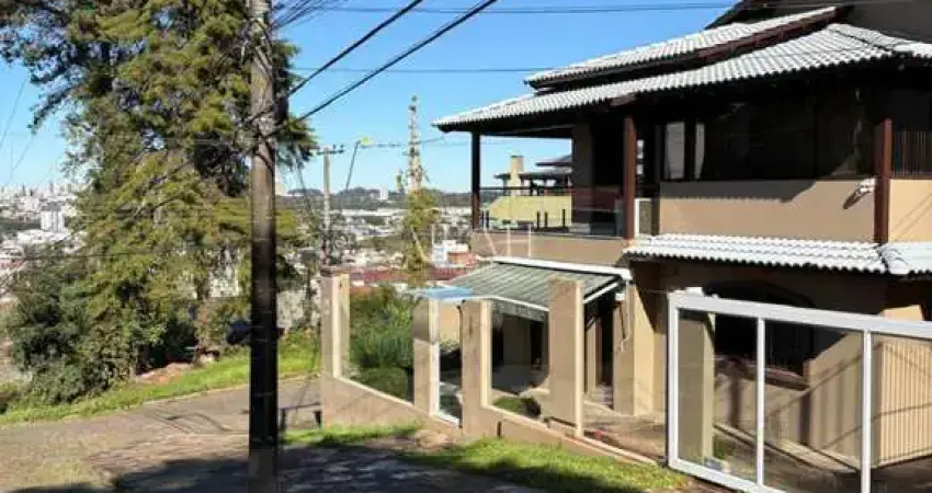 Excelente residência mobiliada no colina sorriso com 214 m2