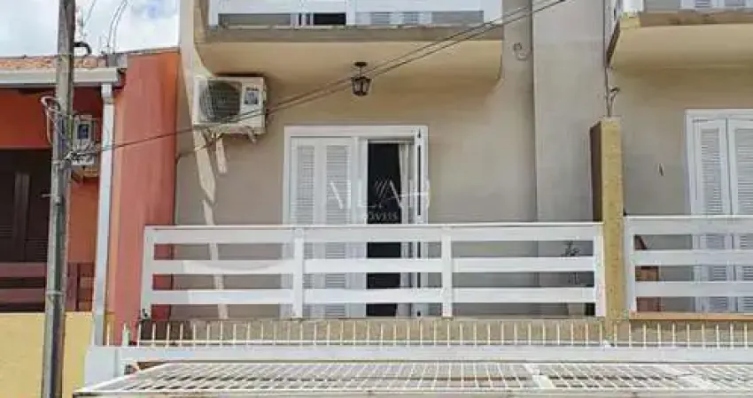 Casa com 2 quartos à venda na Rua Maximiliano A. Rodrigues, 186, Santa Lúcia, Caxias do Sul