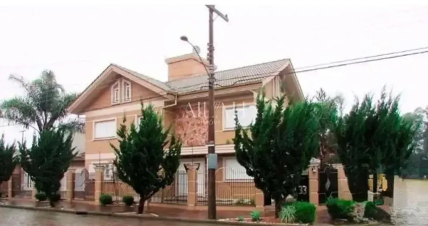 Excelente casa semimobiliada no bairro nsra da saúde, com 268,18 m2