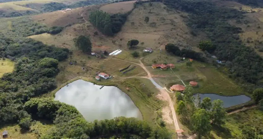 Fazenda à venda na Carlos Pereira, 69, Centro, São Tiago