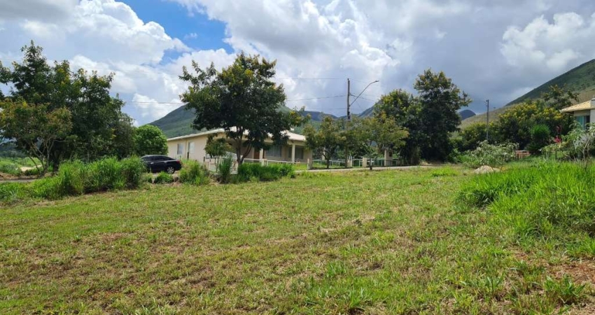 Terreno em condomínio fechado à venda na Humberto Mauro, Condomínio Serra dos Bandeirantes, Mário Campos