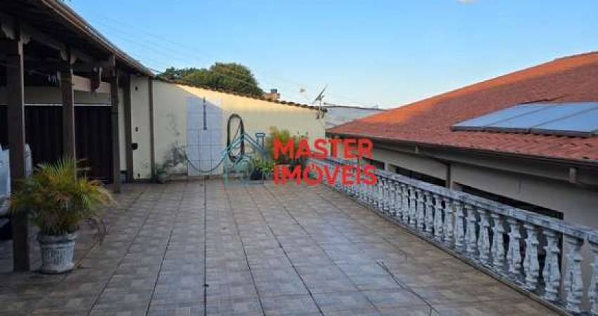 Casa com 3 quartos à venda na Rua Doutor Cícero de Castro, Industrial, Contagem