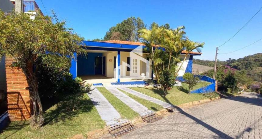 Condomínio clube dos 50  com 4 dorms