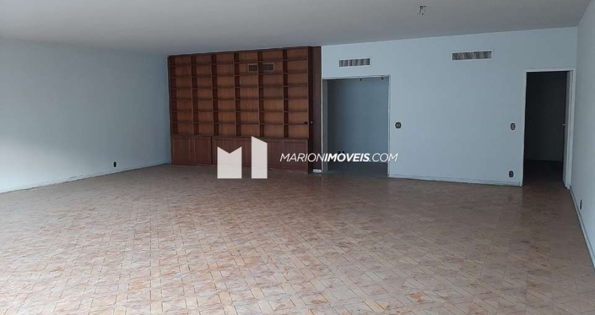 Apartamento à venda no Flamengo, Rio de Janeiro/RJ, com 4 quartos (1 suíte), salão, cozinha, dependências completas, ampla área de serviço; armários