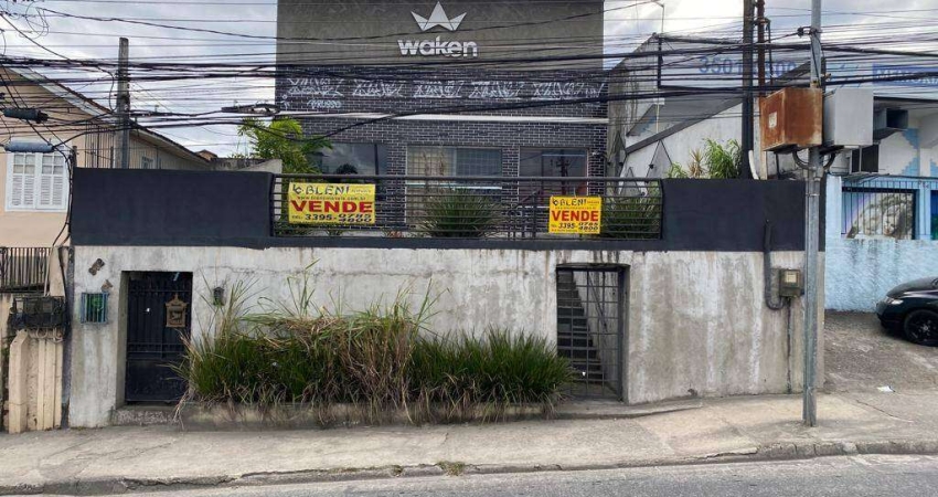 Casa à venda na Rua Felipe Cardoso, 972, Santa Cruz, Rio de Janeiro