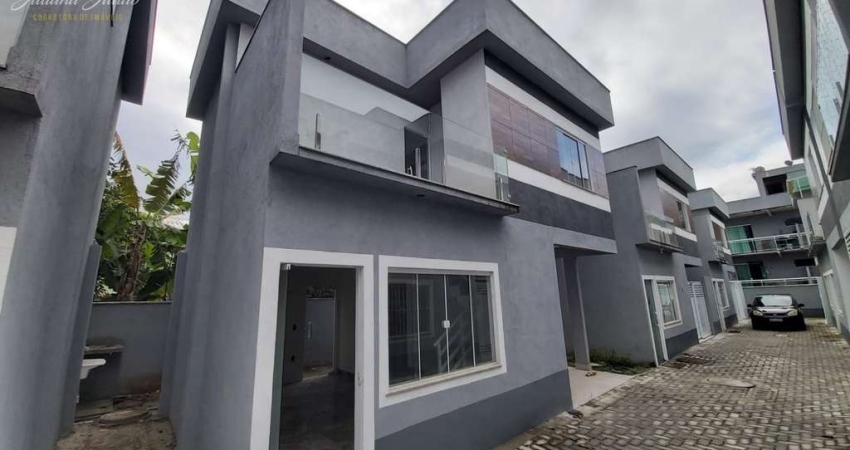 CASA DUPLEX COM 2 QUARTOS SENDO 1 SUÍTE A VENDA NO BAIRRO ÂNCORA EM RIO DAS OSTRAS RJ