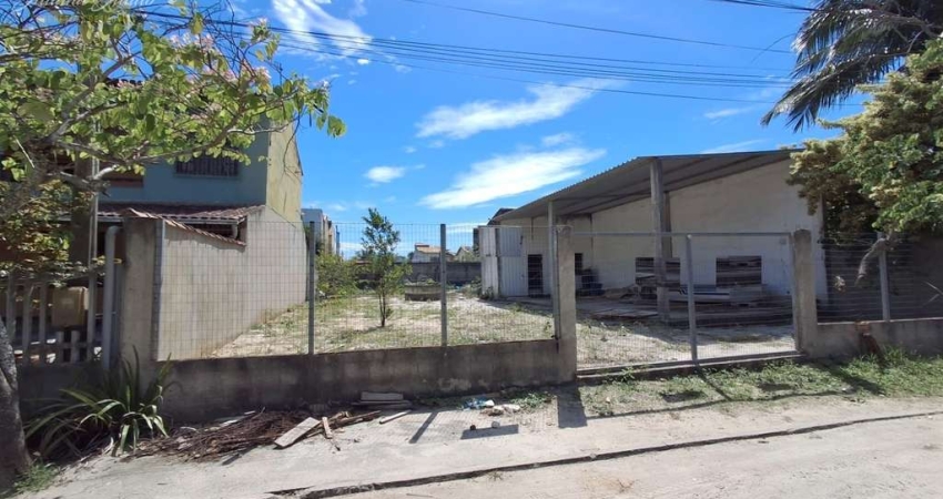 TERRENO MEDINDO 450 M² NO BAIRRO VILLAGE EM RIO DAS OSTRAS RJ