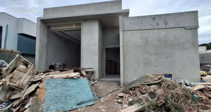CASA LINEAR DE ALTO PADRÃO COM 4 QUARTOS SENDO 3 SUÍTES A VENDA NO CONDOMÍNIO VIVERDE 2 EM RIO DAS OSTRAS RJ
