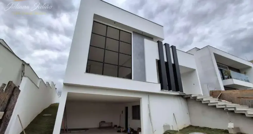 CASA LINEAR DE ALTO PADRÃO COM 4 QUARTOS SENDO 3 SUÍTES A VENDA NO CONDOMÍNIO VIVERDE 1 EM RIO DAS OSTRAS RJ