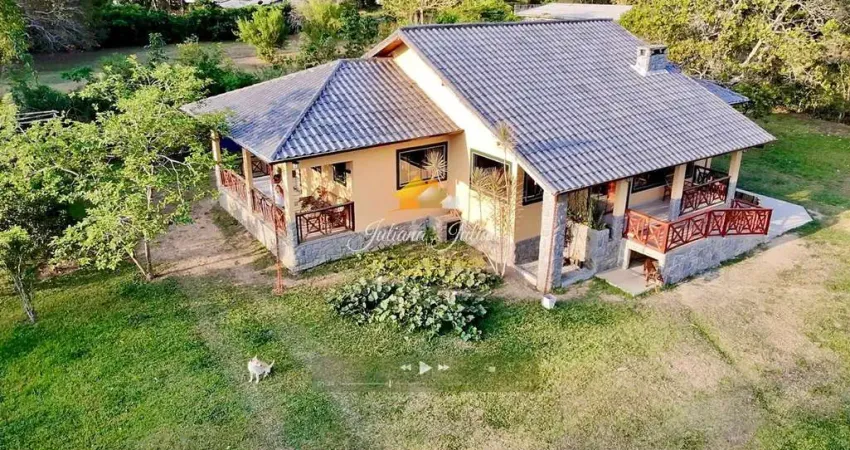 Chácara à venda, com linda casa, em condomínio,  localizada em saquarema, rj