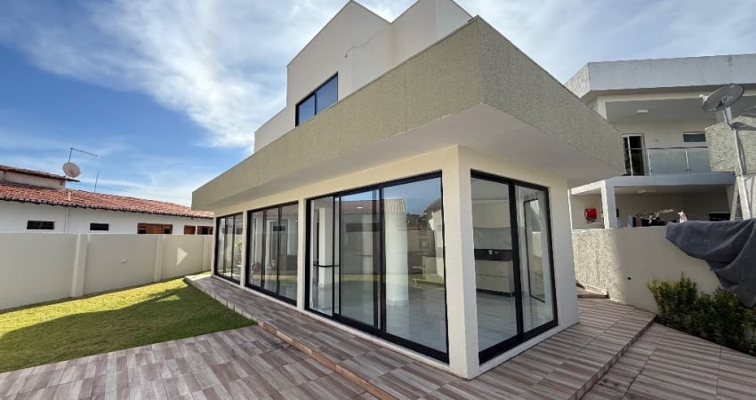 Casa Duplex a Venda no Condominio Green Woods - 4 suites
