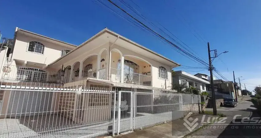 Casa para venda em florianópolis, capoeiras, 6 dormitórios, 3 suítes, 4 banheiros, 4 vagas