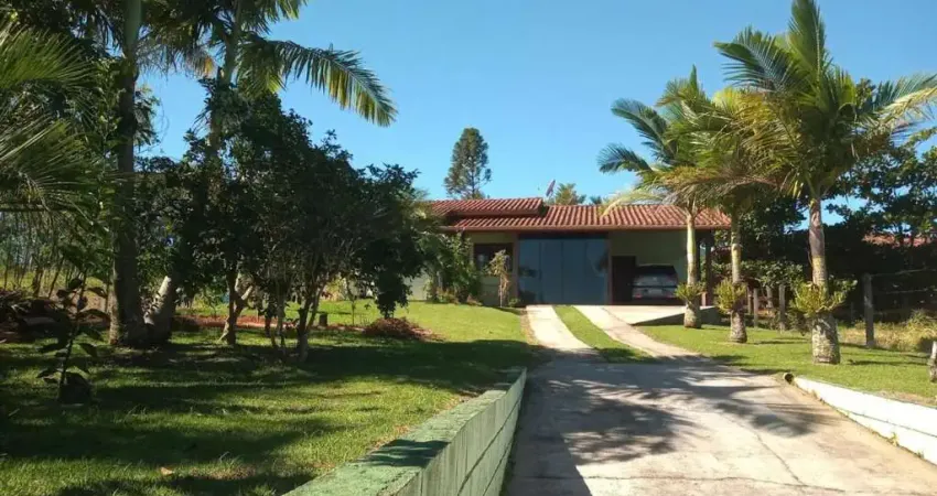 Casa para venda em governador celso ramos, areias de baixo, 2 dormitórios, 2 banheiros, 1 vaga