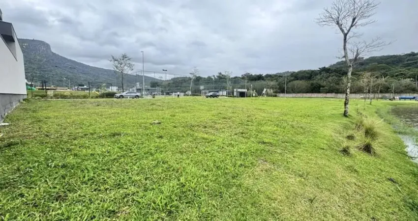 Terreno à venda na Rua Lagoinha, 279, Pedra Branca, Palhoça