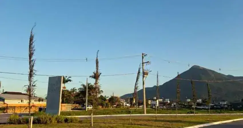 Terreno à venda na Avenida Michelangelo, 100, Barra do Aririú, Palhoça