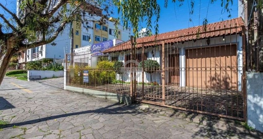 Casa com 4 quartos à venda na Rua Valparaíso, 993, Jardim Botânico, Porto Alegre