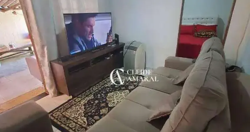 Chácara / sítio com 3 quartos à venda na Rua José Ruiz Martins, Jardim Aracy, Mogi das Cruzes