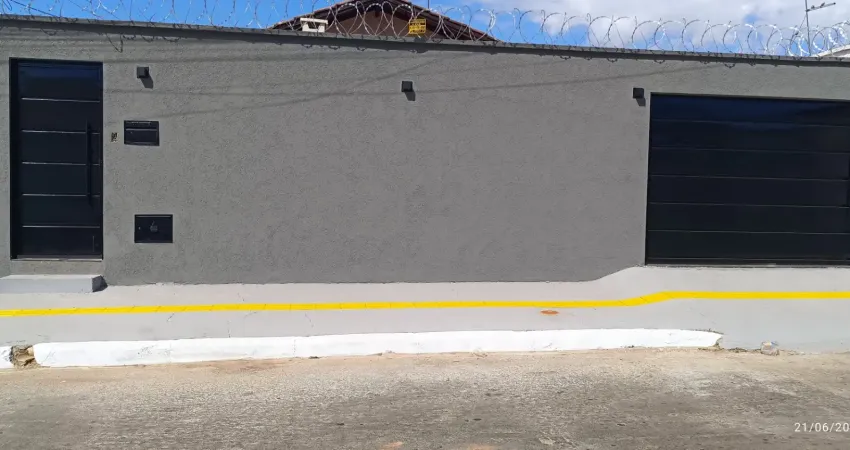 Vendo casa  3 qrts 1 suite   4 vgs com quintal  e area gourmet jardim luz