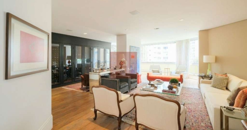 Excelente Dulplex   394m2    6 vagas + deposito