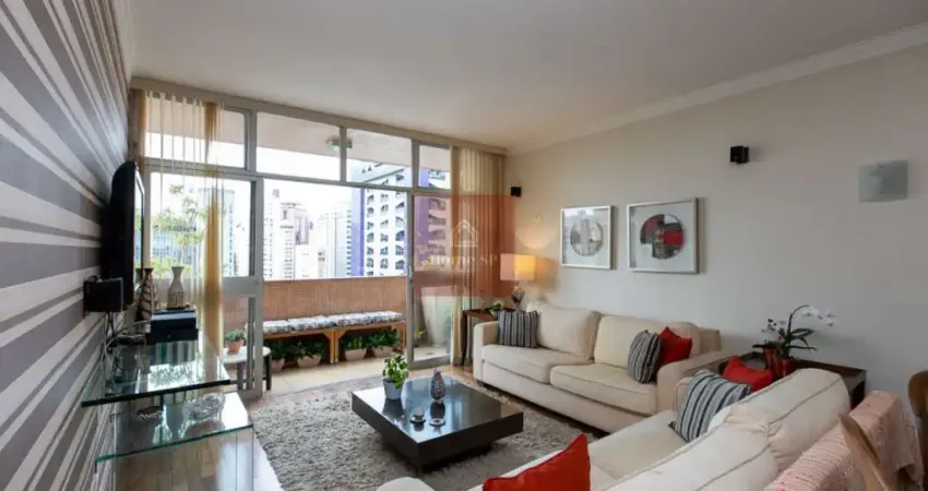 180 m2 com ampla sacada em uma pequena rua charmosa e arborizada no coração do itaim bibi