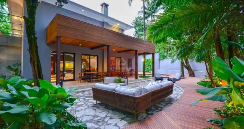 Casa com 4 quartos à venda na Rua Groenlândia, --, Jardim América, São Paulo