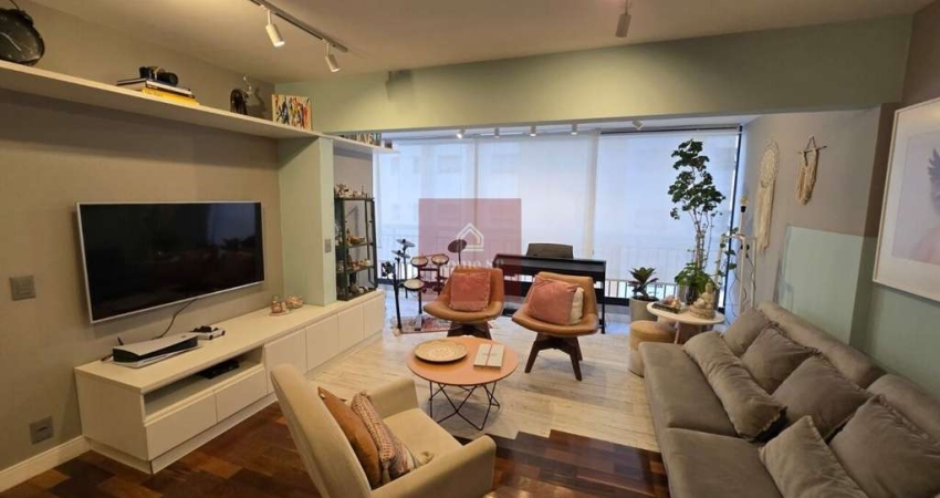 Lindo apartamento em Moema com 3 dormitórios, 1 suíte, com 98 metros e 2 vagas