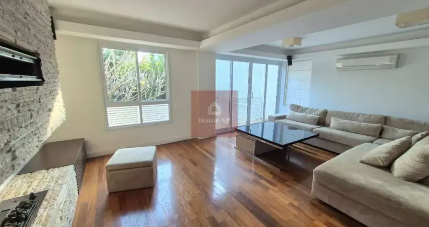 Campo Belo, Casa reformada com 4 suites, 3 vagas, piscina