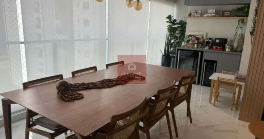 Belíssimo apartamento mobiliado com lazer completo.