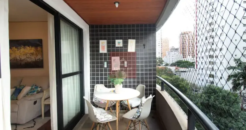 Apartamento com 2 quartos, sendo 1 suíte, 72m²