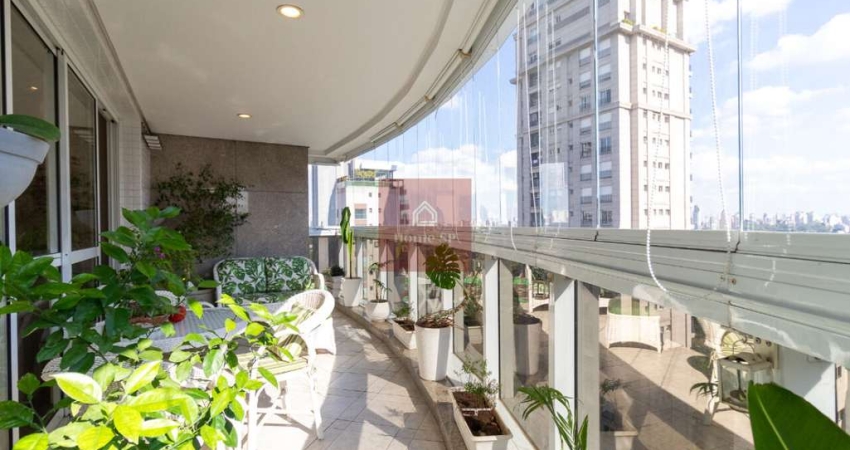 Apartamento de alto padrão a poucos passos do Parque Ibirapuera