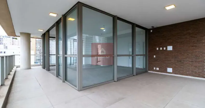 Apartamento tipo para venda com 4 quartos, sendo 4 suítes, 652m²