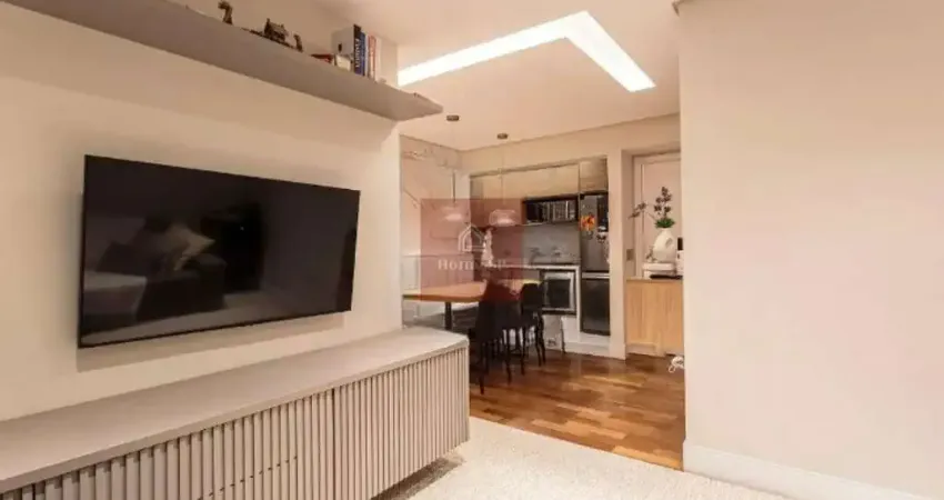 Apartamento com 2 dormitórios, 1 suíte, 2 vagas e com 70m² - Moema
