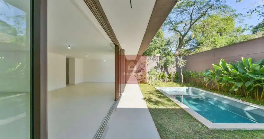 Casa no condomínio Condomínio Casa Flora Badra para venda em Santo Amaro com 4 suítes, 620m².