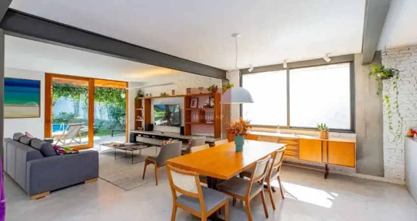 Granja julieta; sobrado com 256 metros,03 dormitórios,01 suíte,03 banheiros,04 vagas.