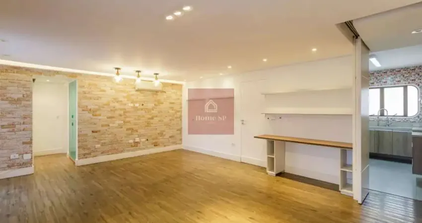 Moema, excelente localização e planta privilegiada com ambientes espaçosos